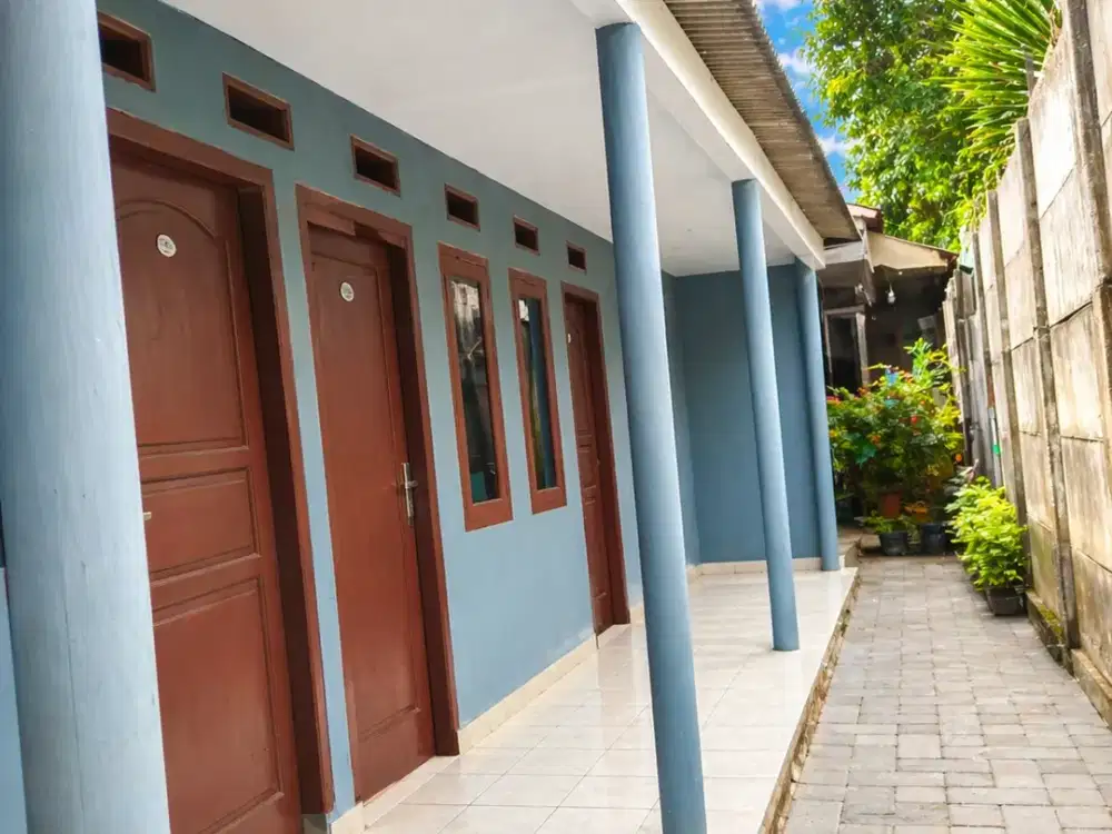 RUMAH KONTRAKAN BEDENG KOST DEKAT GADING SERPONG