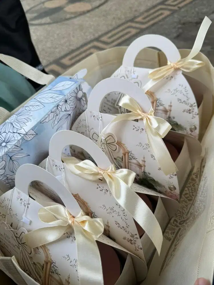 Dibutuhkan segera ART Menginap