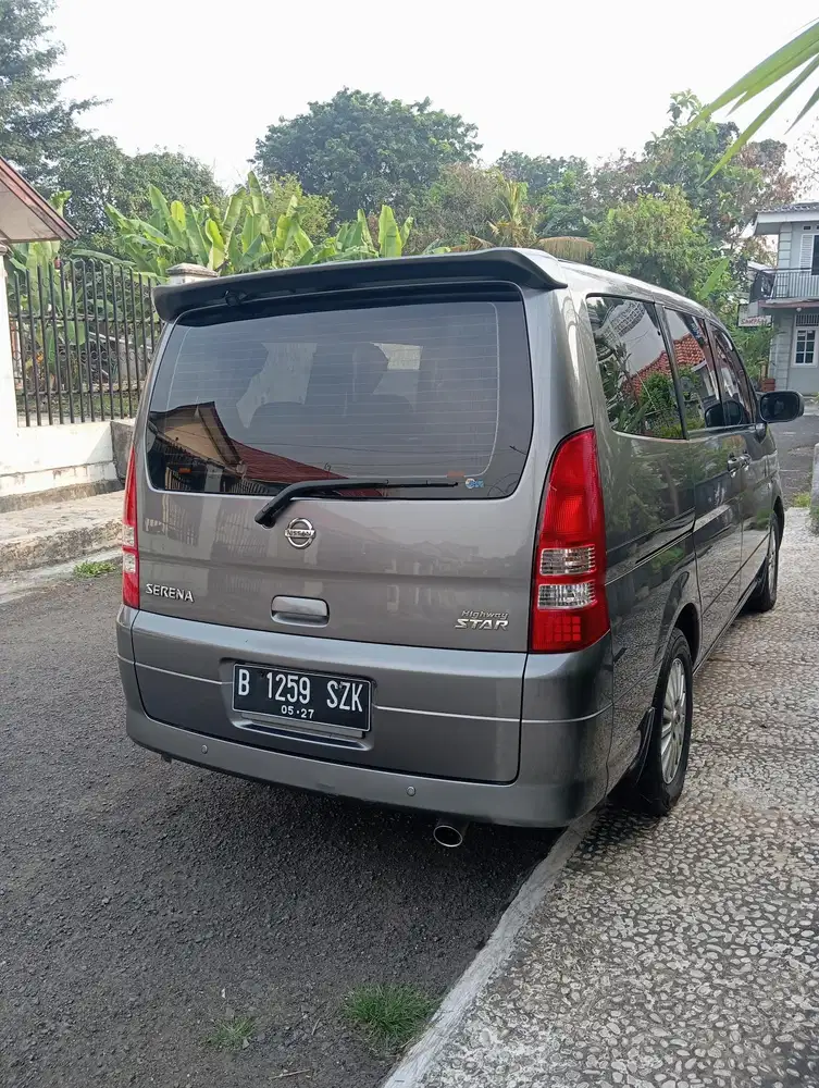 Nissan Serena 2012 Bensin