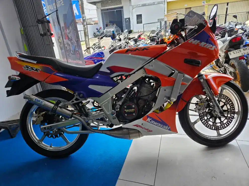 Dijual Kawasaki Ninja R Hitam 2012 Full Restorasi spek balap