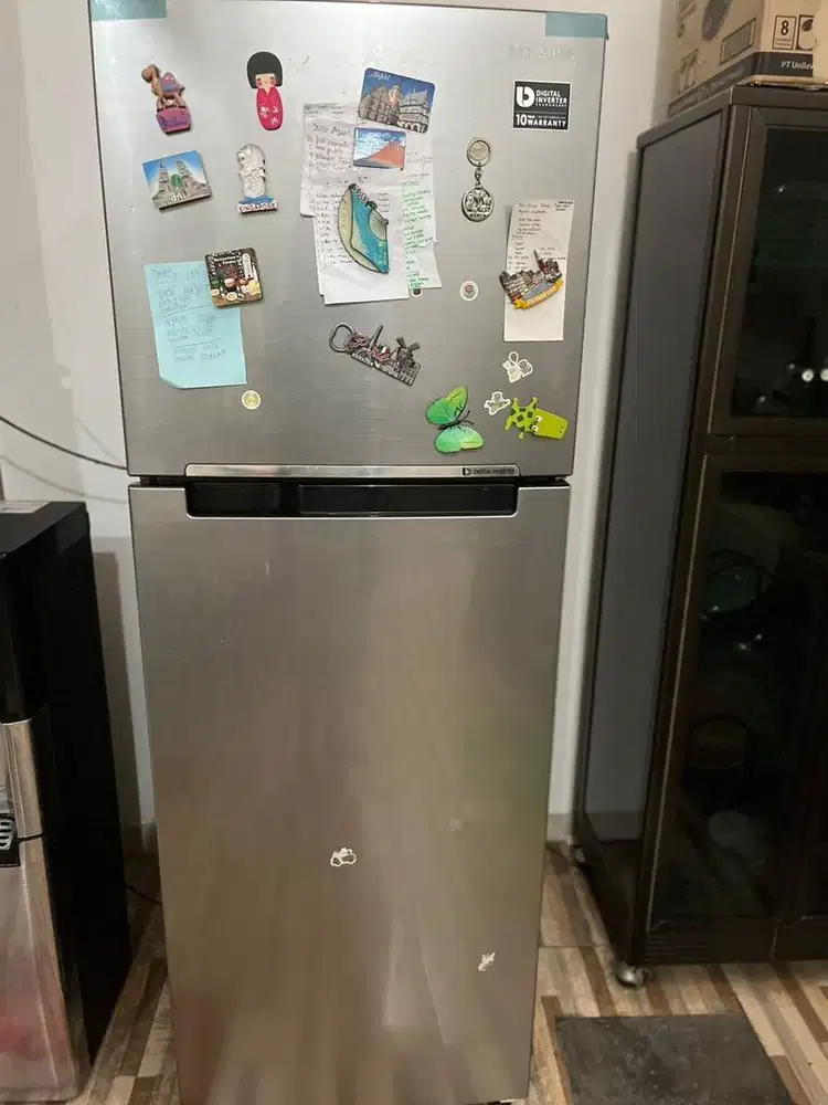 Kulkas 2 pintu Nego tipis