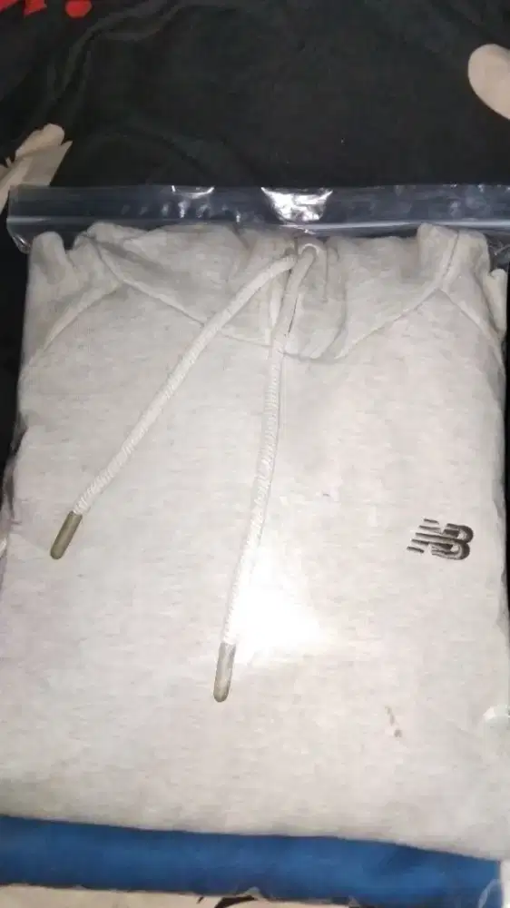 JUAL HOODIE LAYAK PAKAI