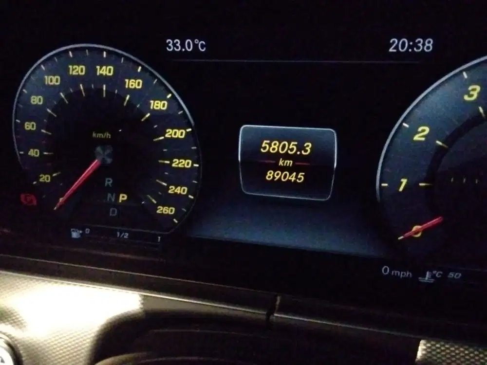 Mercedes-Benz E200 2018 Bensin