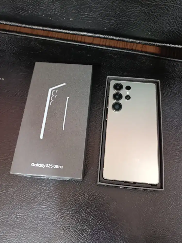 Samsung Galaxy S25 Ultra 12/512GB Second Sein Mulus Like New
