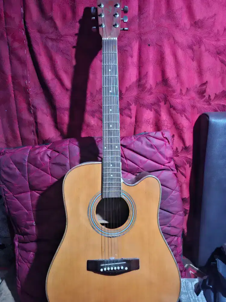 Jual gitar merek yamaha