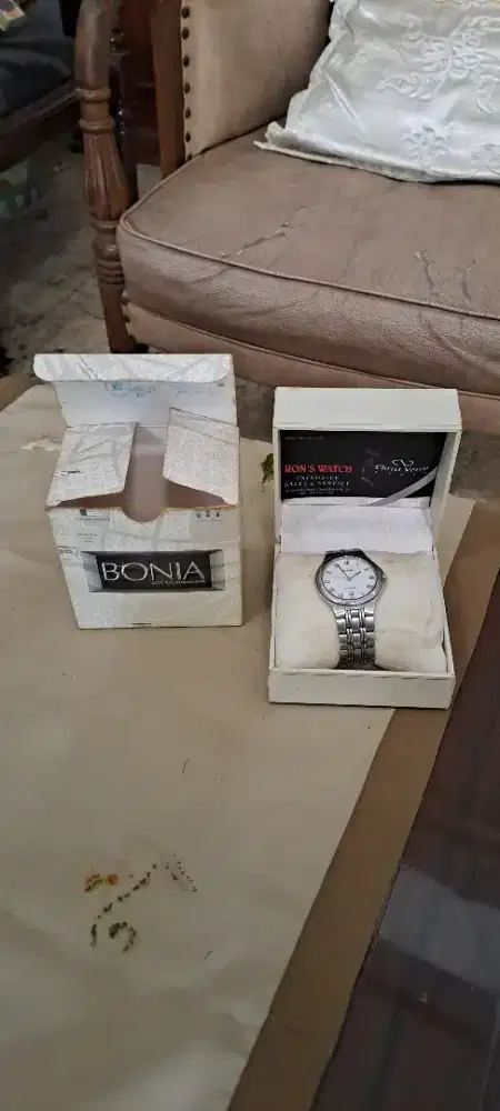 Jual Jam Tangan Bonia Sapphire Bekas