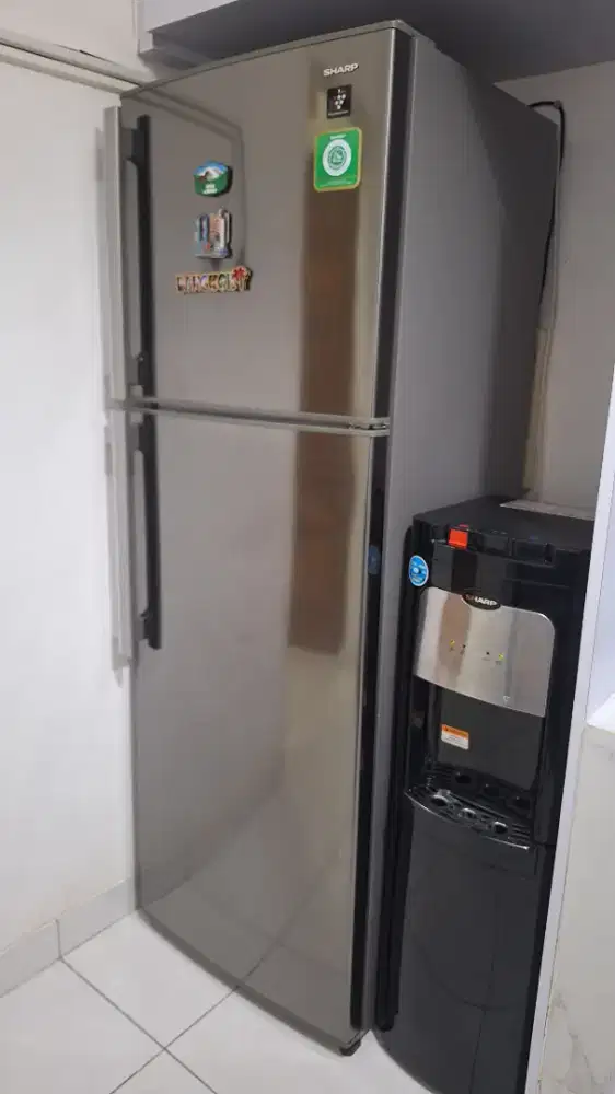 Kulkas sharp 2 pintu 352 liter