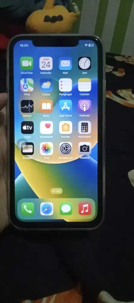 Ip 11 128 white colour