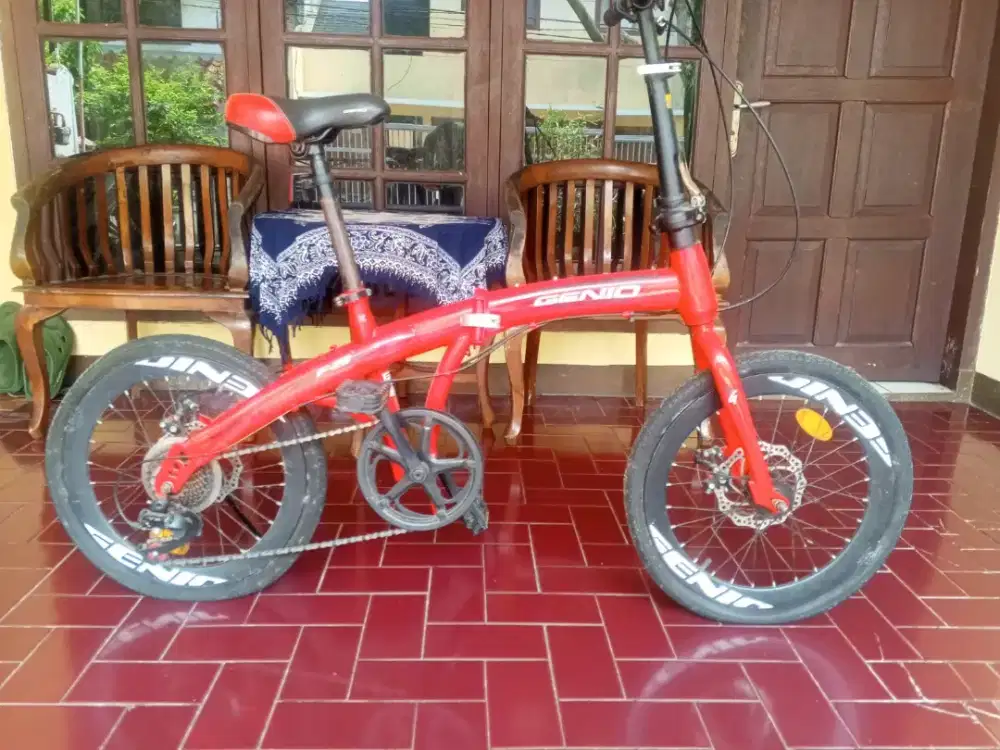 Sepeda Lipat Genio F211 20