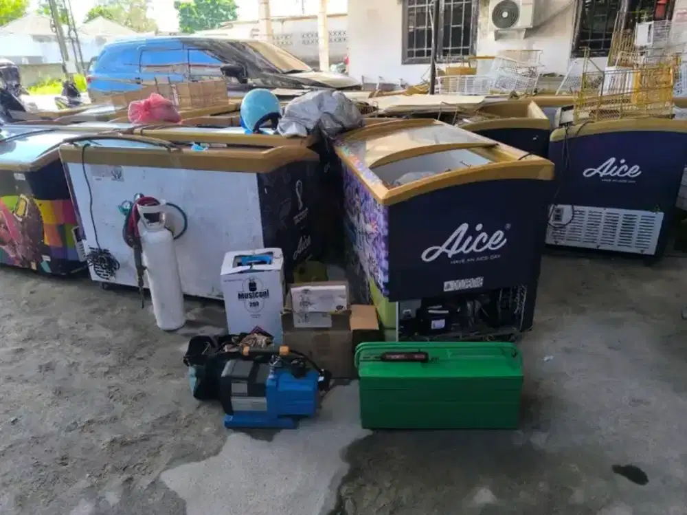 SERVICE KULKAS DAN FREZER