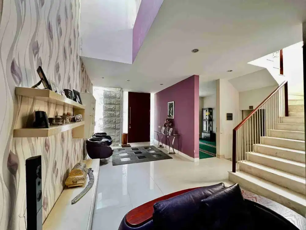 Dijual Rugi Rumah Riverside Samping Hotel Harris Kota Malang