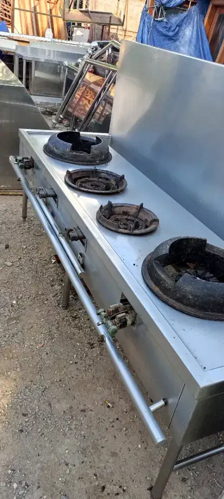 Kompor 4 tungku & Hood penghisap