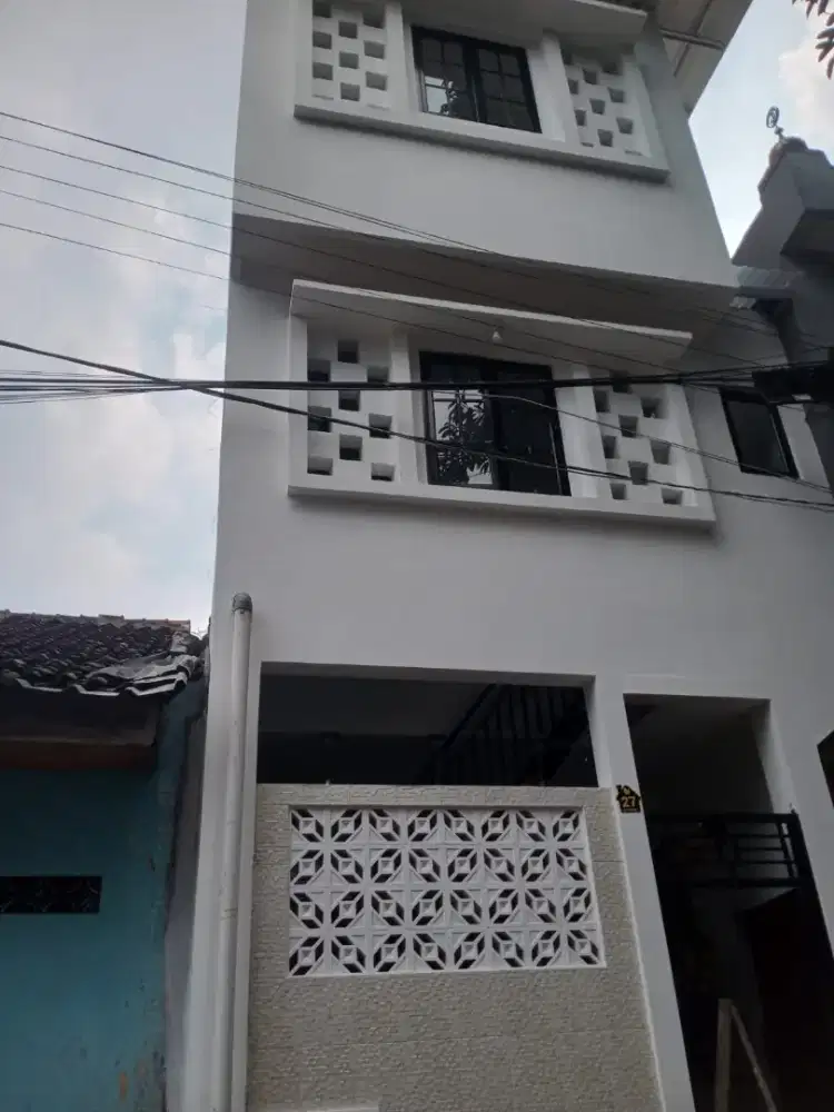 Sewa kost putri 3 lantai