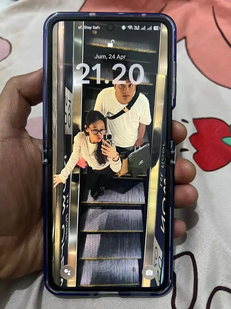 OPPO N2flip 8/256gb Hp+Charge