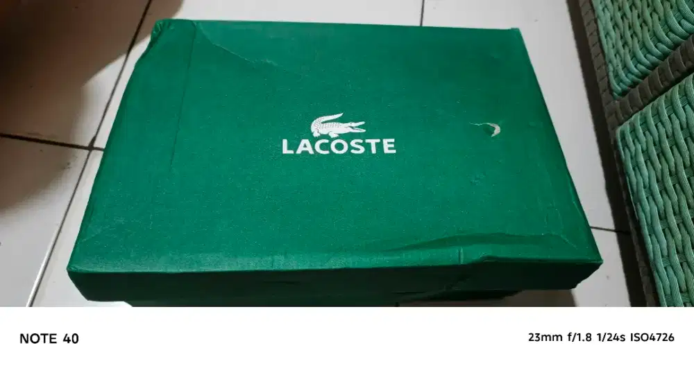 Sepatu Lacoste white