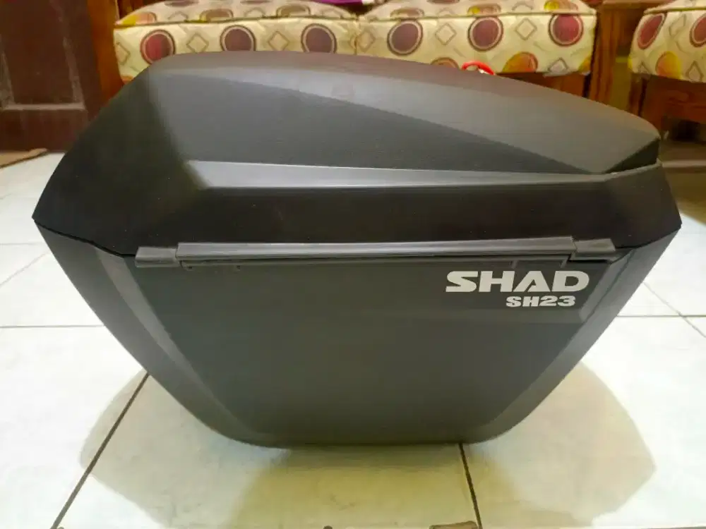 Sidebox shad sh23 kondisi mulus