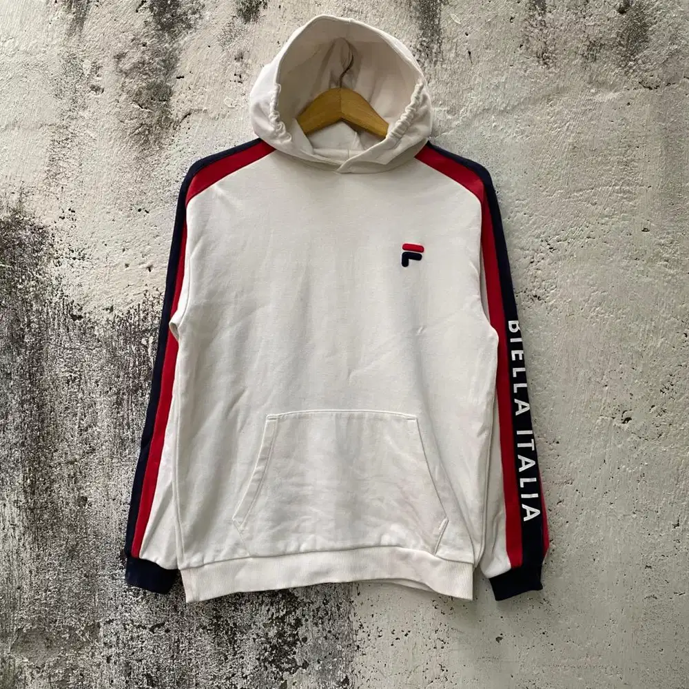 Hoodie Fila - Size S - Jaket tapped