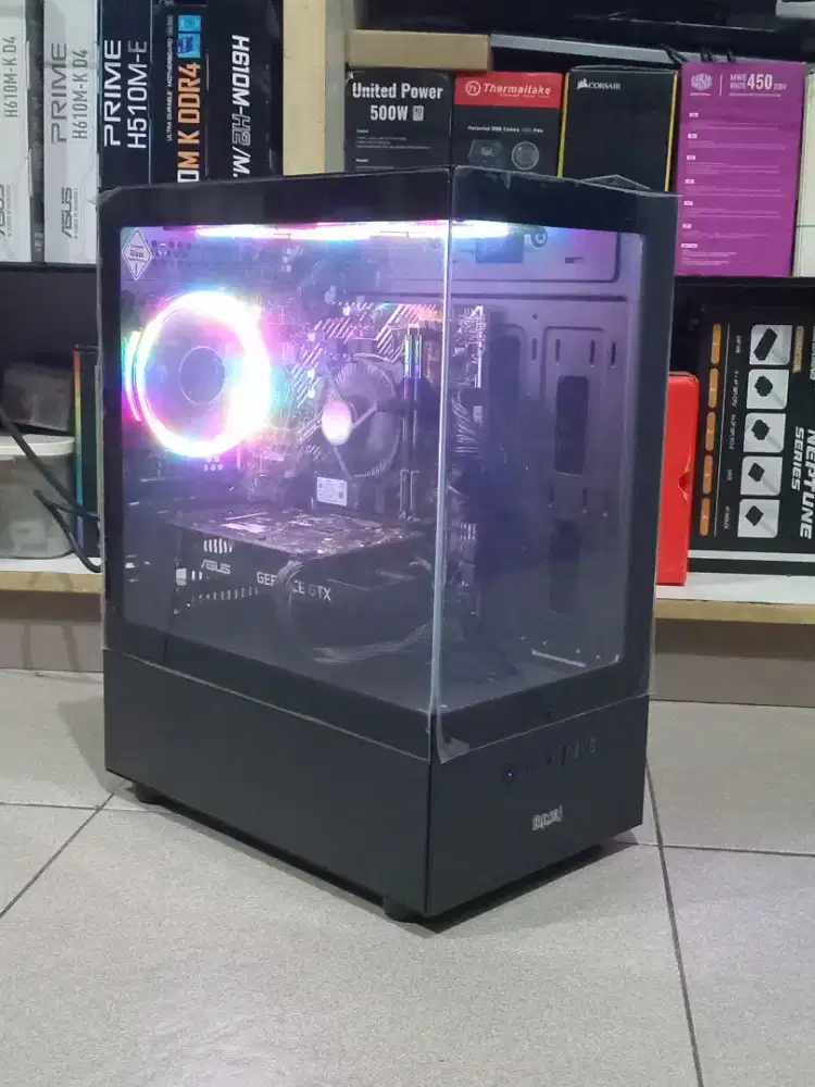 PC Core i5 Gen10 GTX 1650 Like New