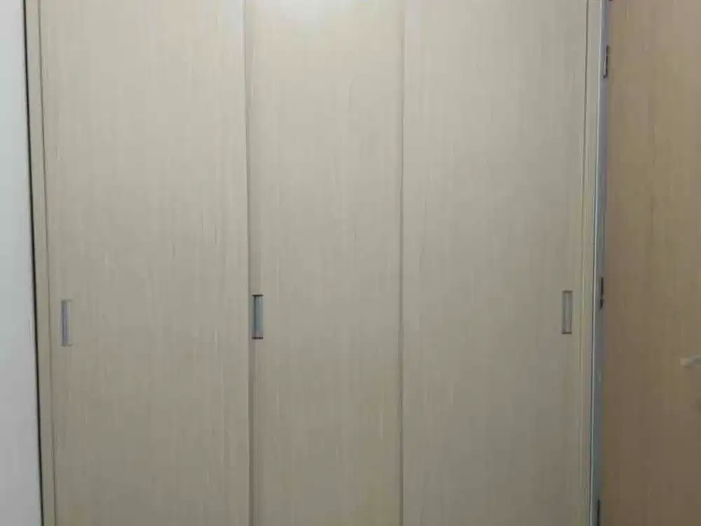 Dijual