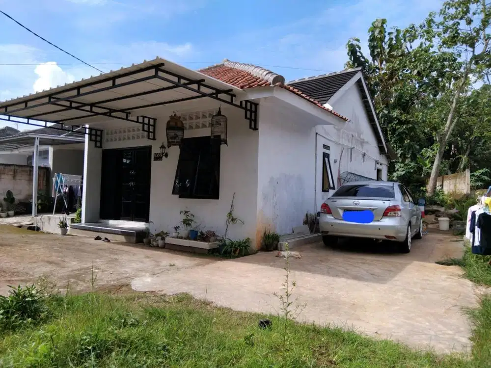 Jual rumah siap huni SHM tipe 36/66 dekat hook. Menghadap taman