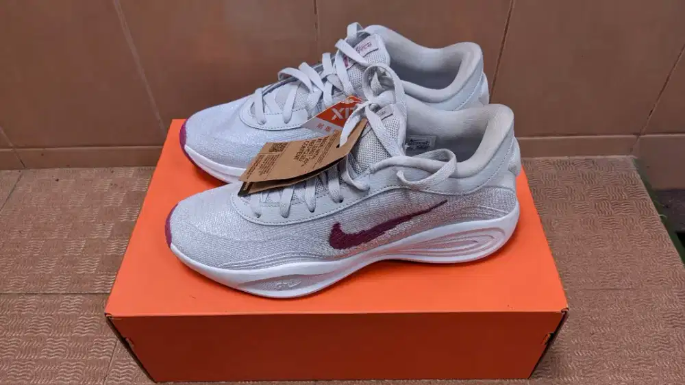 Nike GT HUSTLE ACADEMY