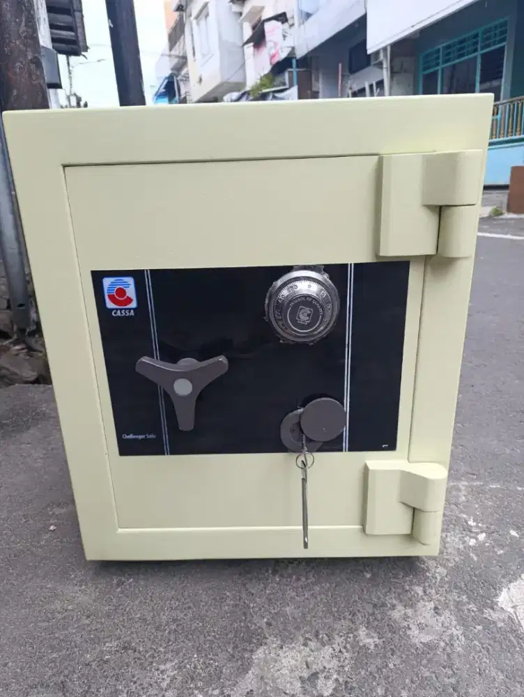 Brankas/Brangkas Cassa Challenger Size I