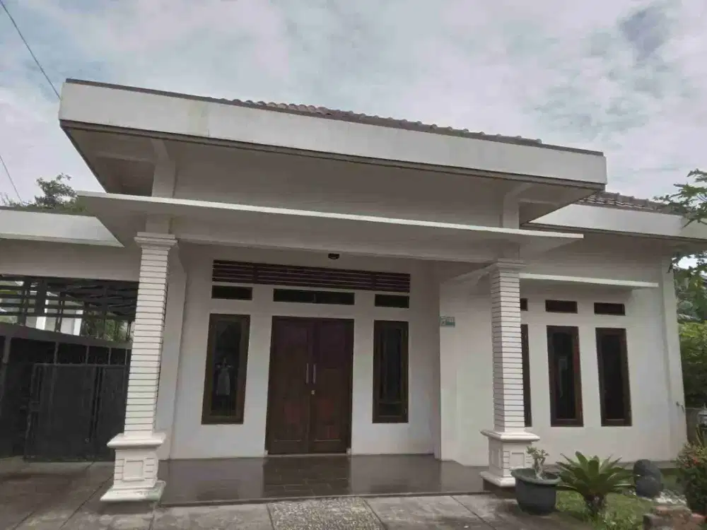 Rumah kampung Tanah luas murah Nanggewer Kandang Roda Cibinong