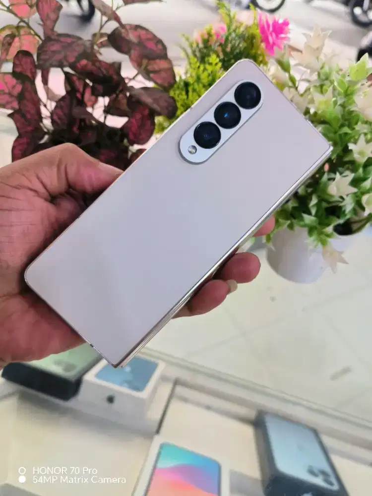 Samsung Galaxy  Z Fold4 12/512Gb Minus lcd dalam