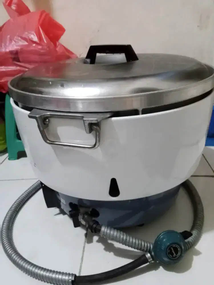 Rinnai RR-50A Rice Cooker Gas Kapasitas 9-10Lt