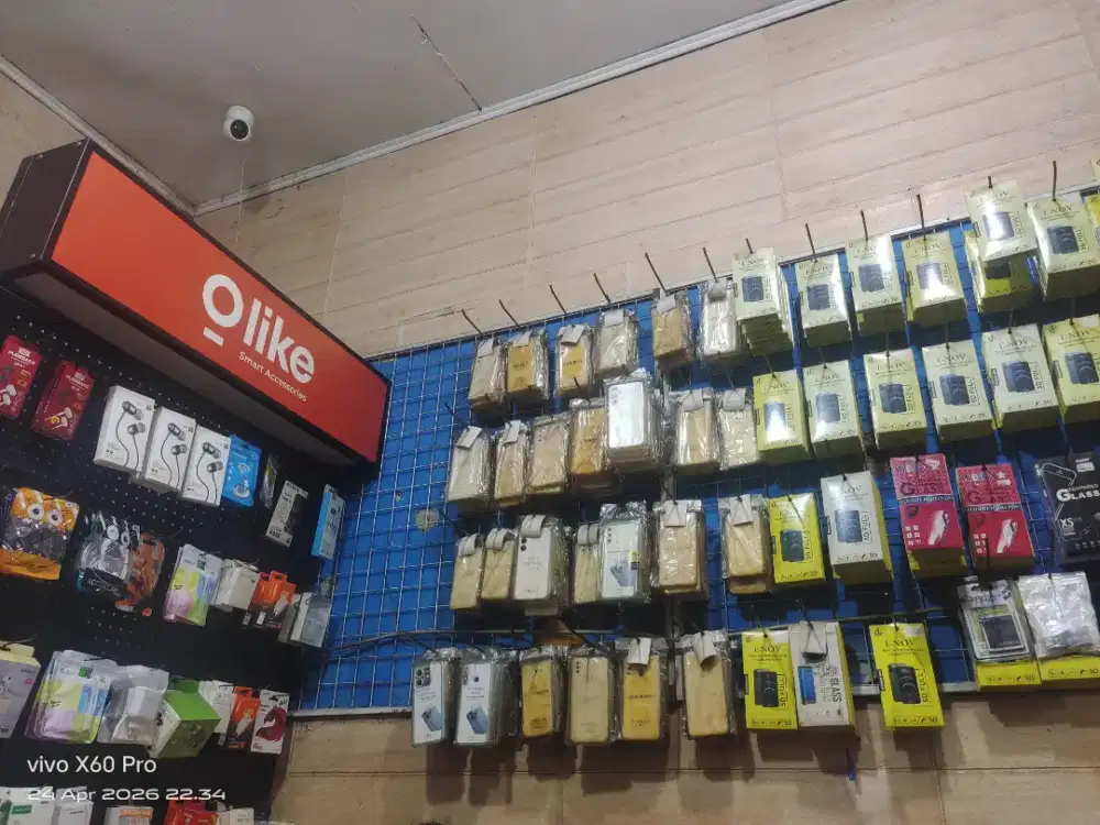 Pelayan Konter Pulsa