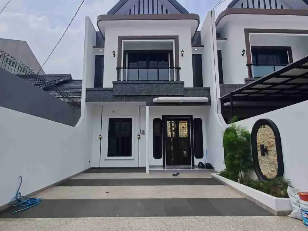 Di jual rumah baru modern di jagakarsa