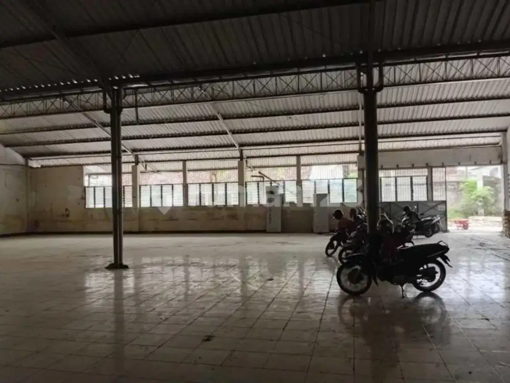 Disewakan Gudang Zona Kuning Lokasi Banjarsari, Solo Luas 1300m2 BU!!