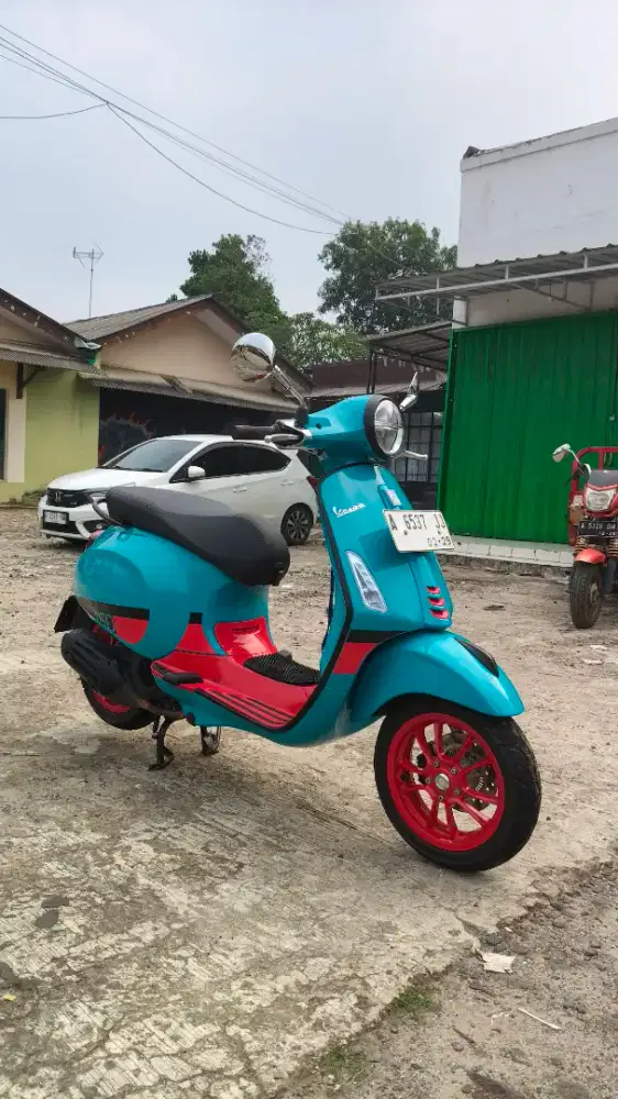VESPA PRIMAVERA S ABS LIMITED EDITION
