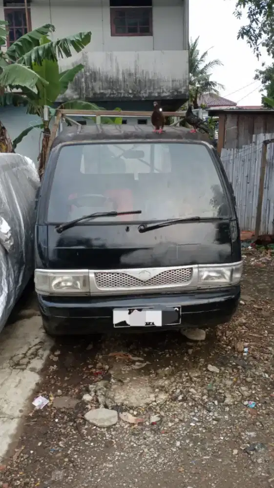 Futura 2001 komplit . Pajak pules + kaleng . Kir gak ada