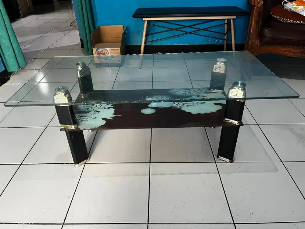 Meja Tamu Kaca Rumah Kosan Kontrakan