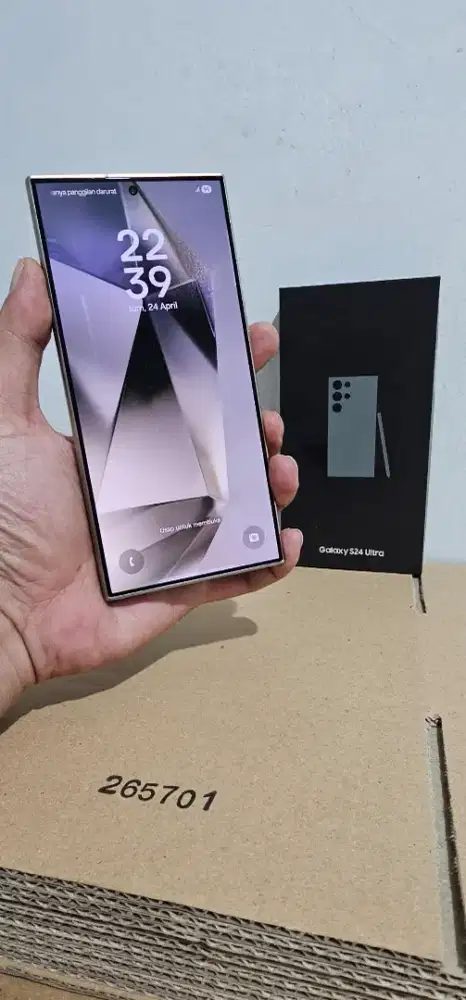 Samsung S24 Ultra 12/1TB Sein Fullset