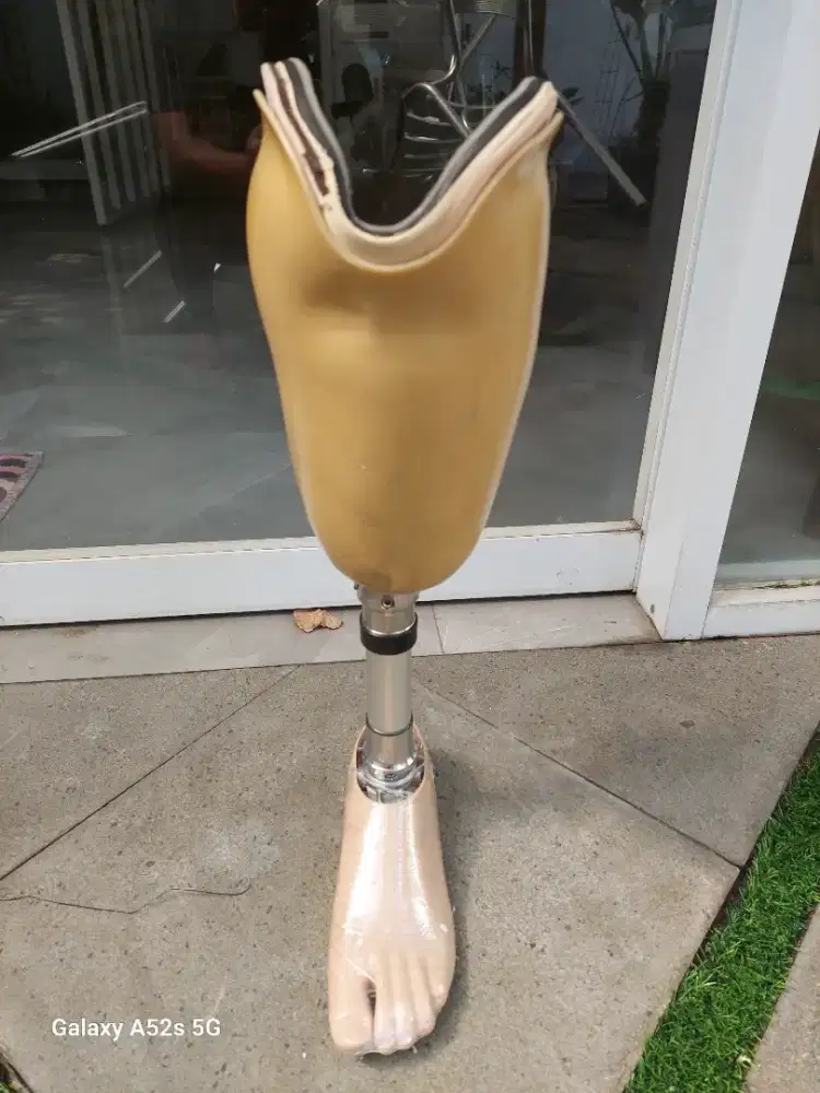 Kaki Prostetik Bawah Lutut