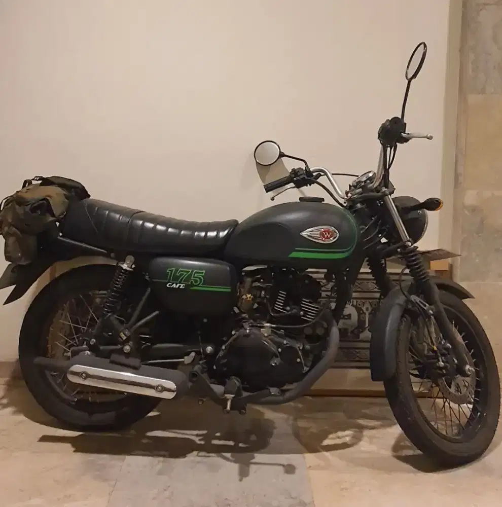 Kawasaki W175 cafe