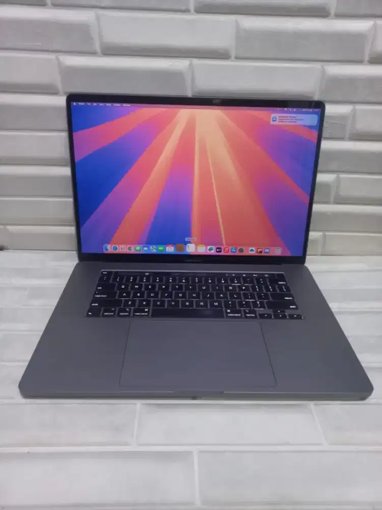 MacBook Pro 16-inch (2019) Core i9 / 16GB / 1TB