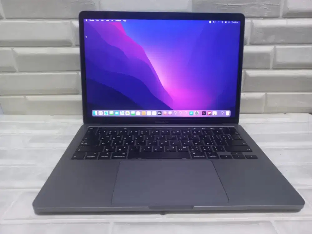 MacBook Pro 13-inch (2020, Two Thunderbolt 3 Ports) TouchBar