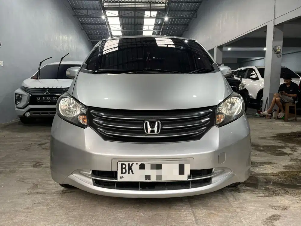Honda Freed 1,5 E PSD Matic 2011 , 2012 , 2010, 2009, Avanza 2011
