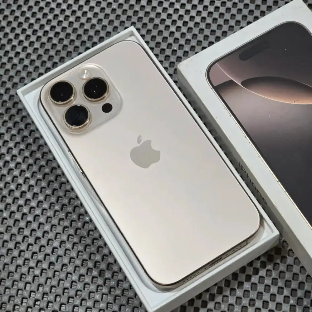 IPhone 16 PRO 128GB [Desert Titanium] Garansi Resmi iBox