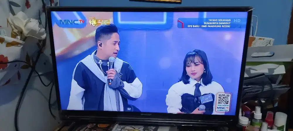 Dijual tv sharp digital. Dus, lengkao remote. Beserta atena dalam