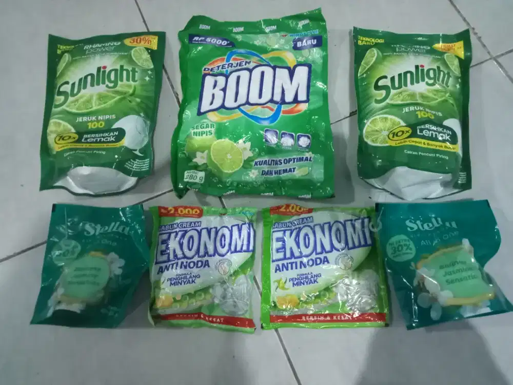 Sunliqht 2 pack,deterjan boom ,sabun colek  2 pack,dll