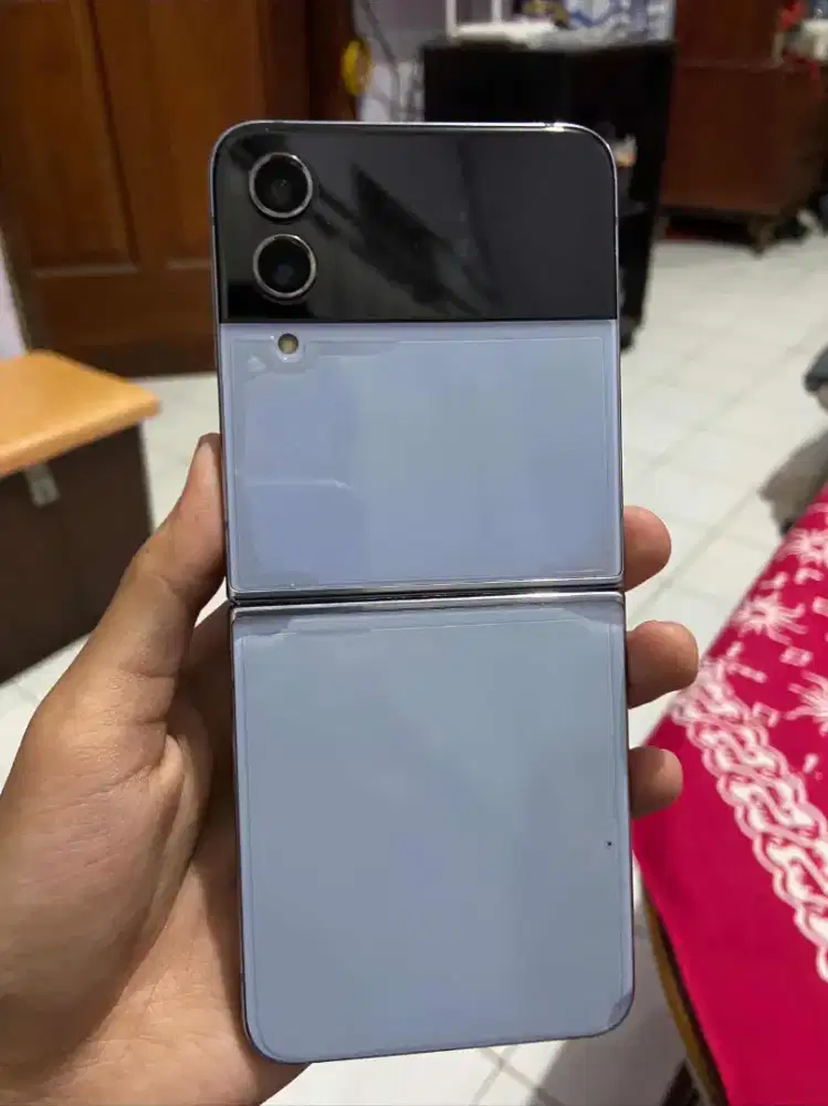 Samsung Z Flip 4 8/256GB Sein