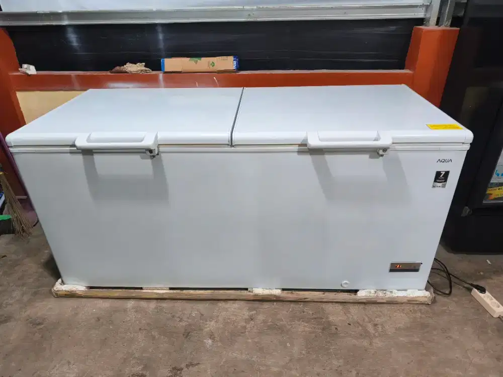Aqua frezeer box 750 liter x pajangan toko