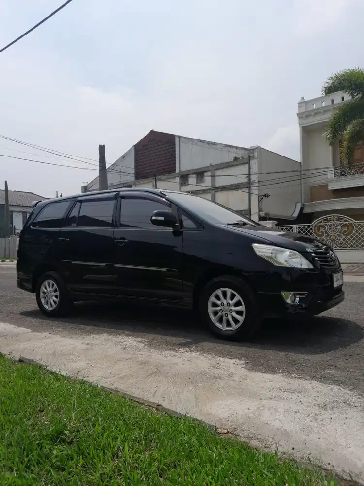 Toyota Kijang Innova 2.0 G At Luxury 2012 Istimewa