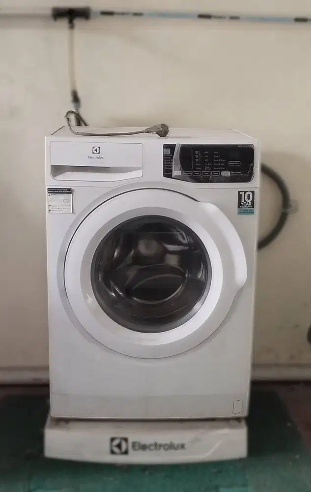 Electrolux 8KG Front Load – Low Watt, Bekas Mulus, Siap Pakai