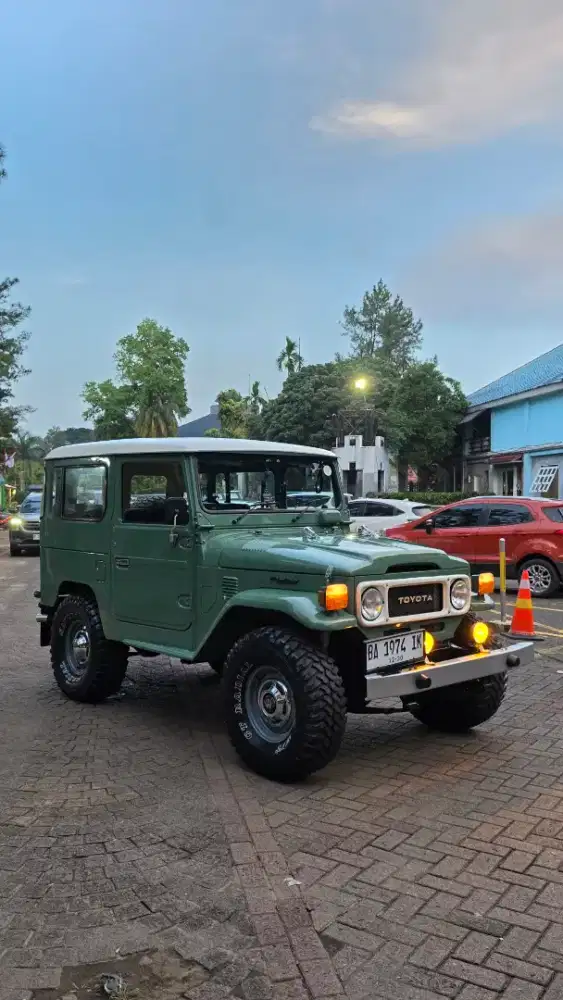 Landcruiser Hardtop FJ40 4x4 Antik