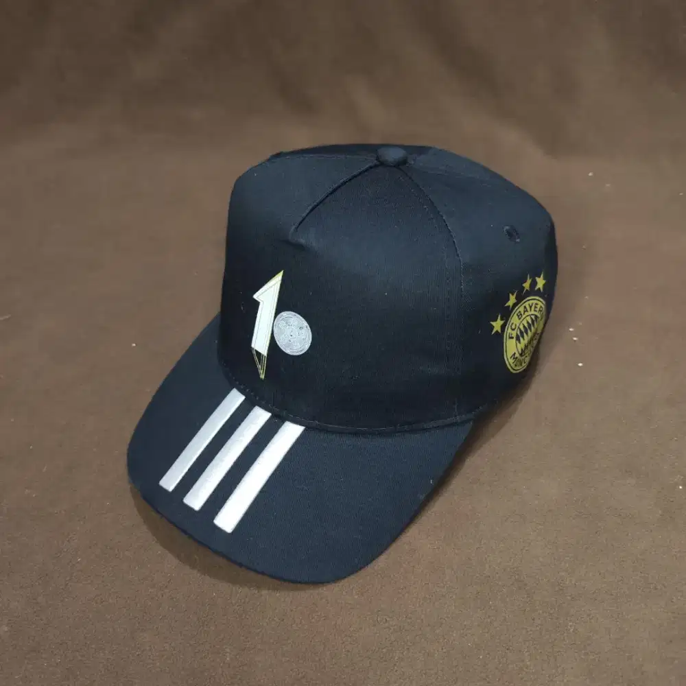 Topi Adidas Bayern Munchen
